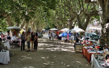 marché à Saint-Ambroix